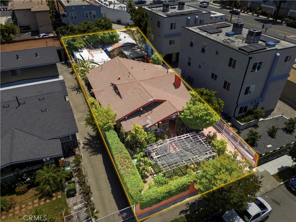 Single Family Residence for sale at 3990 La Salle, Los Angeles, CA featuring 3 beds and 2 baths