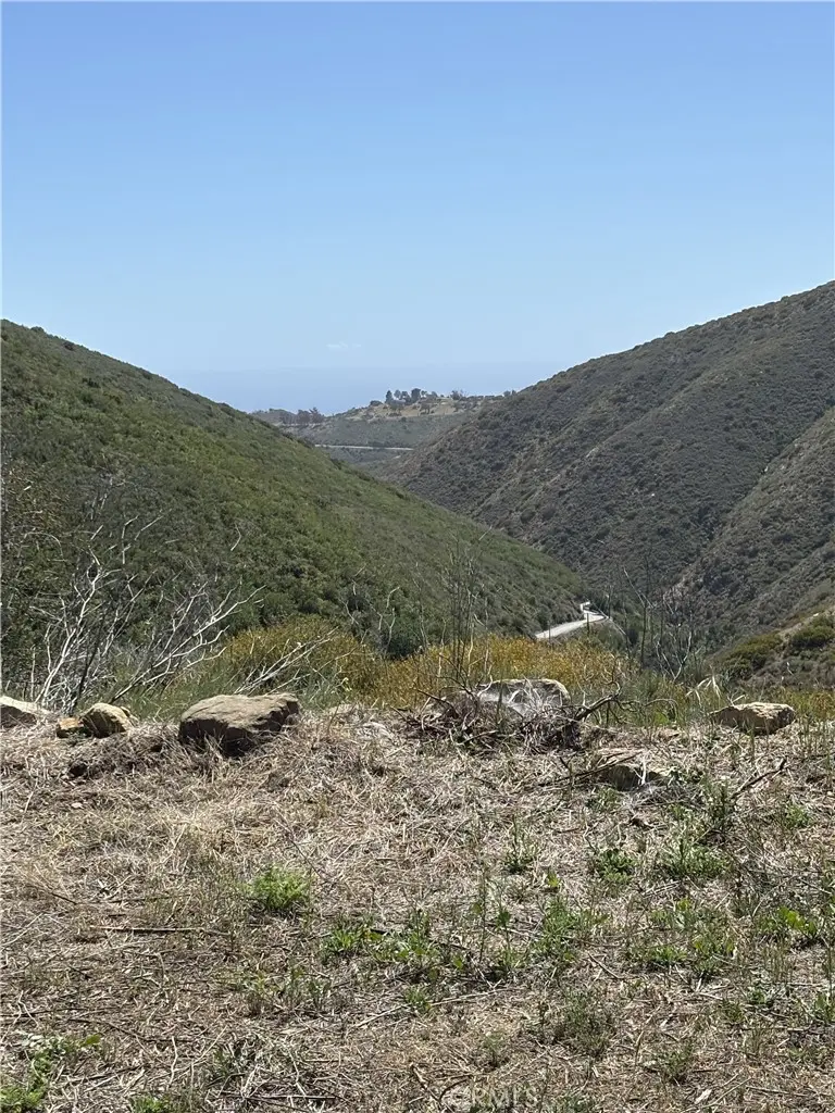 12110 Yellow Hill, Malibu, CA — listing photo 1