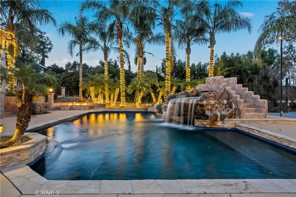 9735 Baden, Chatsworth, CA — listing photo 1