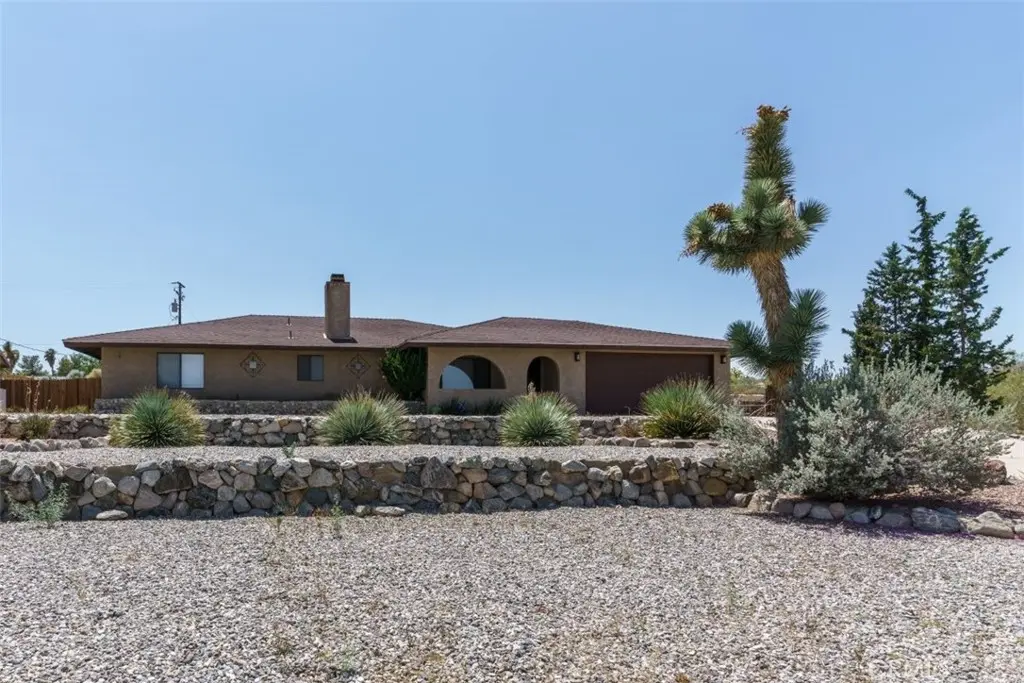 58125 Bonanza Drive, Yucca Valley, CA — listing photo 1