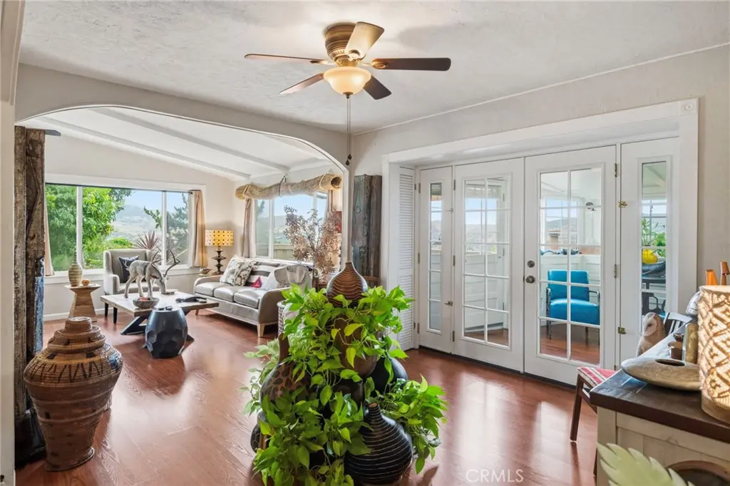 27703 Ortega Hwy 30, San Juan Capistrano, CA — listing photo 1