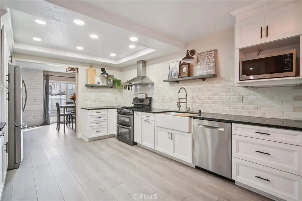 Condominium for sale at 21466 Cypresswood, Lake Forest, CA featuring 3 beds and 3 baths