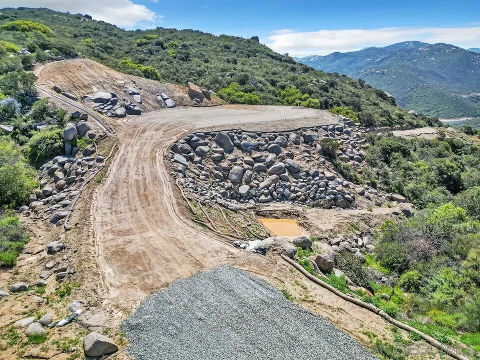 2169 Corte Dorado Espuela, Alpine, CA — listing photo 1