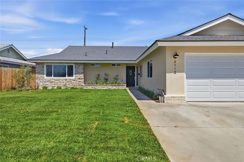 2113 S Forest, Santa Ana, CA — listing photo 1