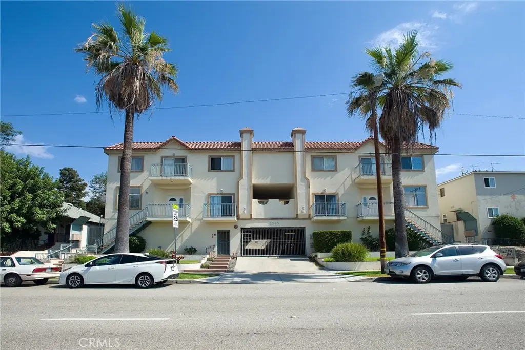 2345 Montrose Avenue 5, Montrose, CA — listing photo 1