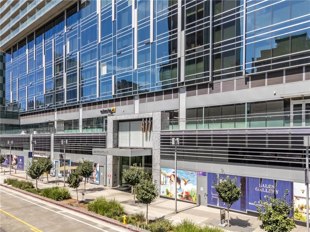 Condominium for sale at 877 Francisco Street 819, Los Angeles, CA and 1 bath