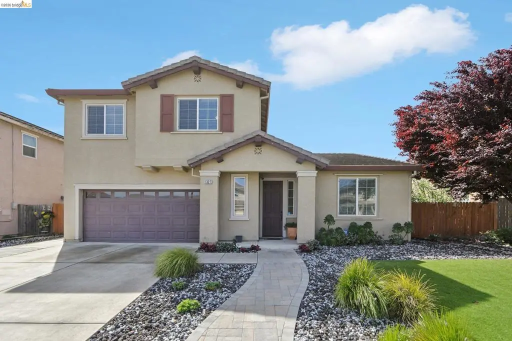 Single Family Residence for sale at 1327 Tuolumne Way, Oakley, CA featuring 5 beds and 3 baths