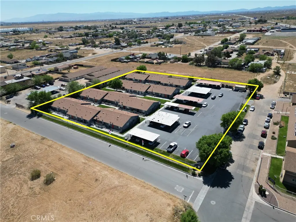 18335 Montezuma, Adelanto, CA — listing photo 1