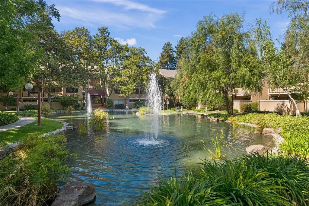 946 Kiely Boulevard A, Santa Clara, CA — listing photo 1