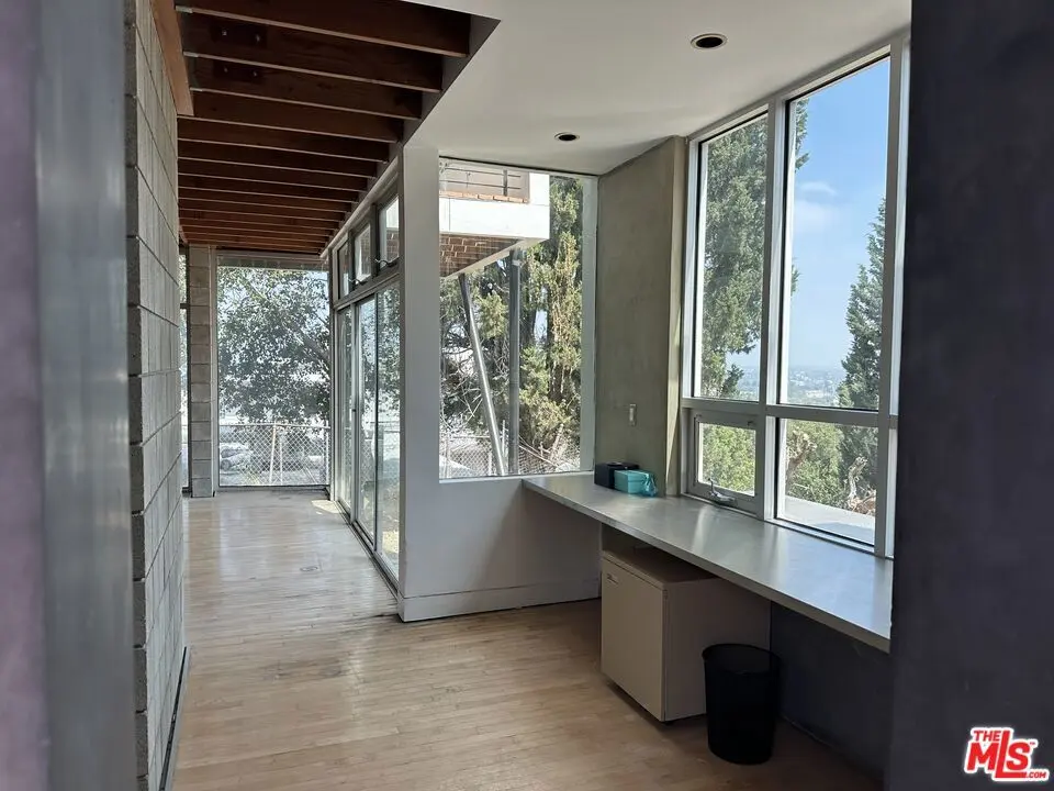 3800 Sunswept Drive, Studio City, CA — listing photo 1
