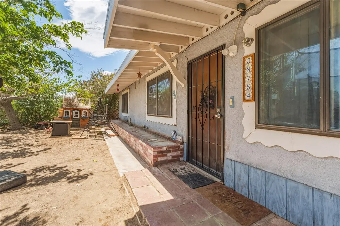 525 E. Williams. ST, Yermo, CA — listing photo 1
