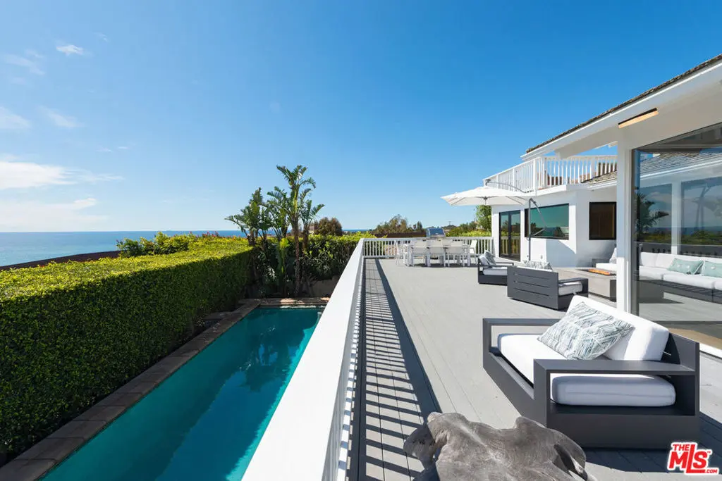 Residential Lease for rent at 23901 Malibu Knolls Road, Malibu, Los Angeles County, CA featuring 4 beds and 4 baths