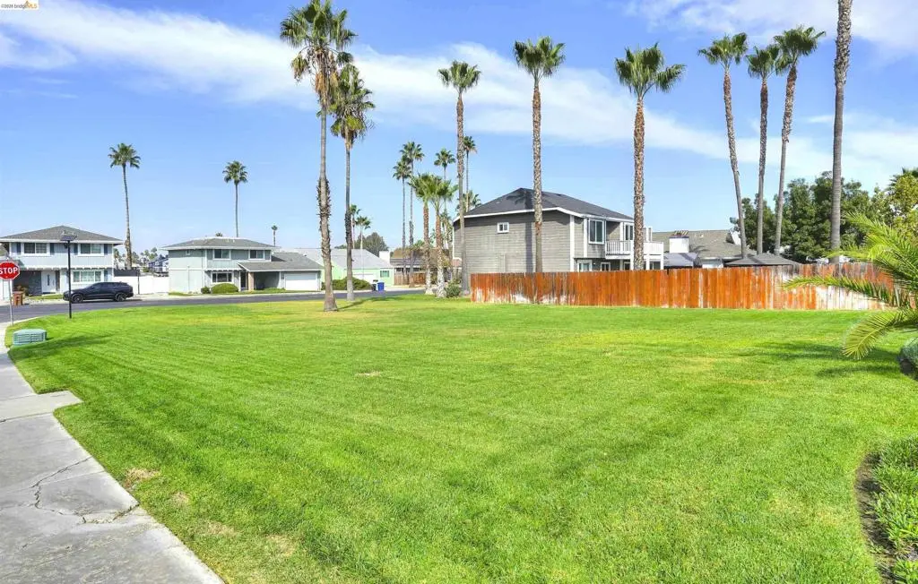 1609 Willow Lake Rd, Discovery Bay, CA — listing photo 1