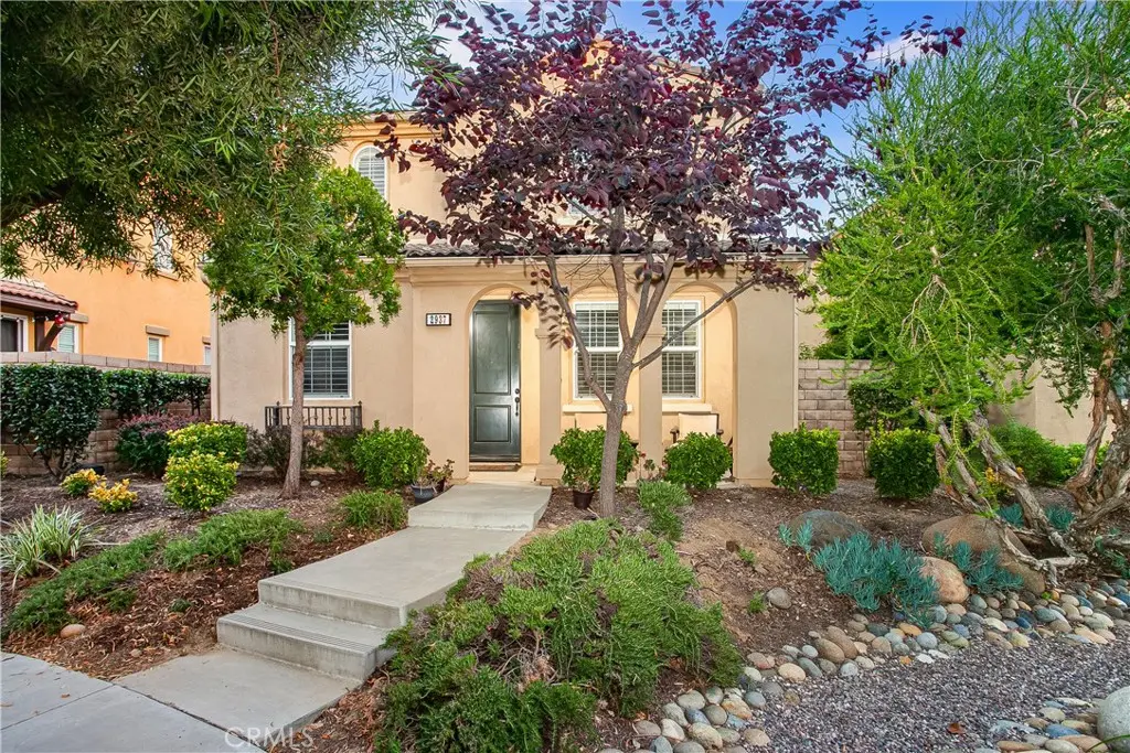 Single Family Residence for sale at 2937 Palmera Lane, Simi Valley, CA featuring 3 beds and 3 baths