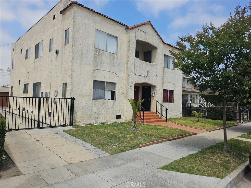 6519 Middleton Street, Huntington Park, CA — listing photo 1