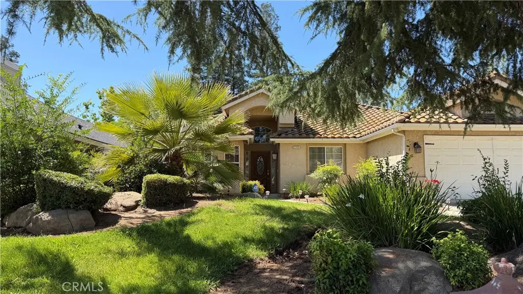 1145 E Woodhaven Lane, Fresno, CA — listing photo 1