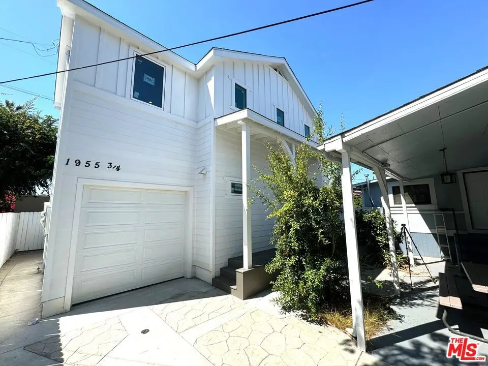 Residential Income for sale at 1955 Bonsallo Avenue, Los Angeles, CA featuring 10 beds and 9 baths