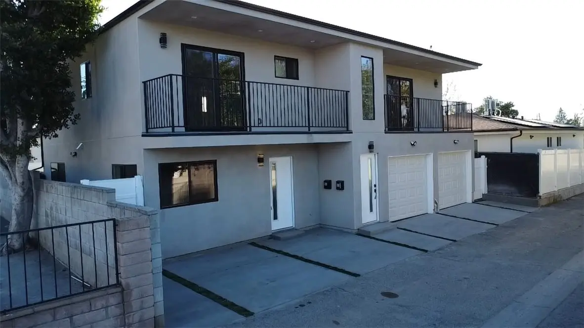 9033 Lindley Avenue, Northridge, CA — listing photo 1