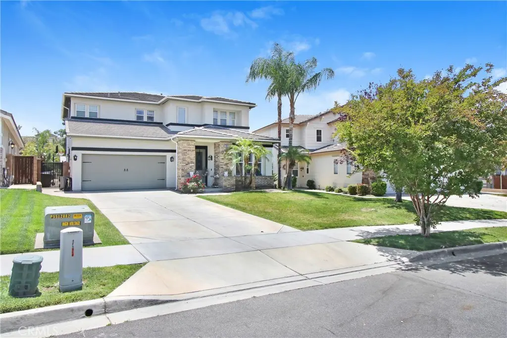 33921 Lake Breeze Drive, Yucaipa, CA — listing photo 1
