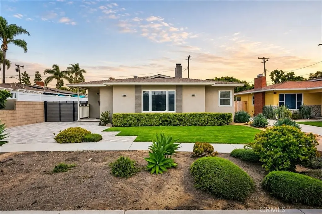 2215 N Spurgeon Street, Santa Ana, CA — listing photo 1