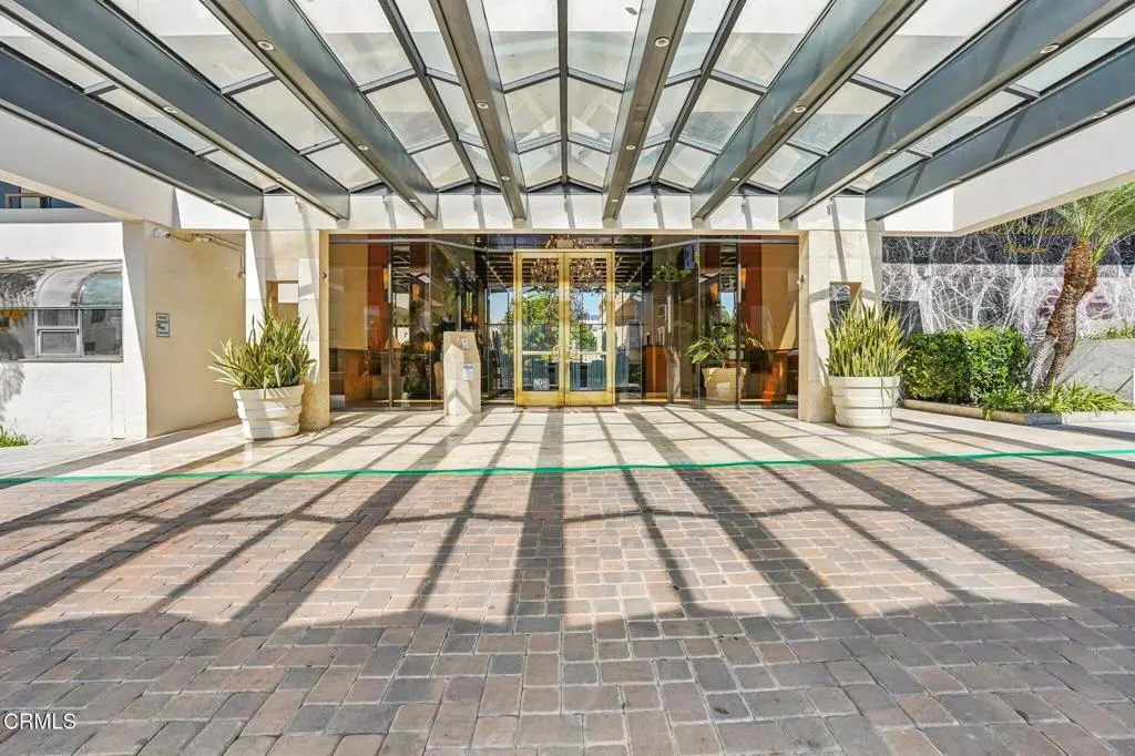 Condominium for sale at 121 S Hope Street 408, Los Angeles, CA featuring 2 beds and 2 baths