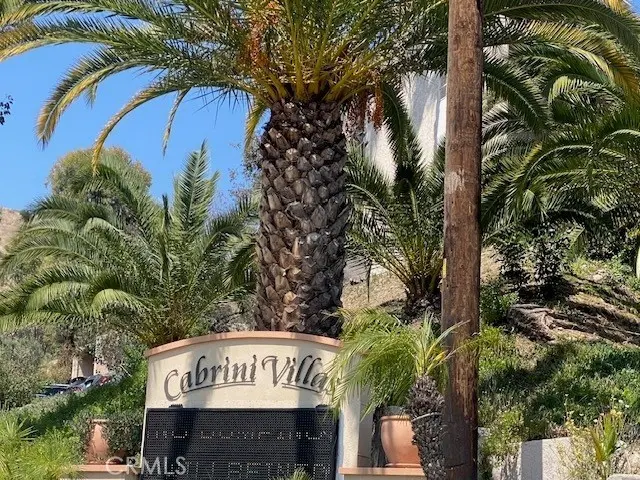 Townhouse for sale at 9562 Via Bernardo, Burbank, CA featuring 2 beds and 3 baths