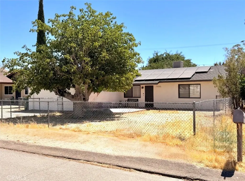 7085 Tamarisk, Yucca Valley, CA — listing photo 1
