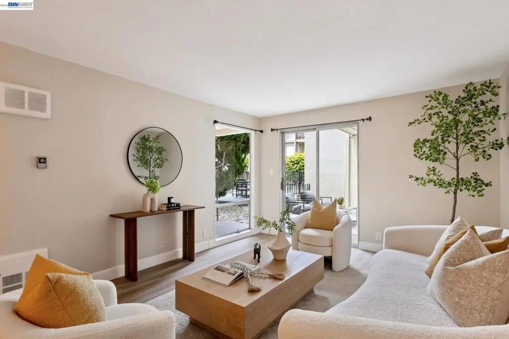 Condominium for sale at 1825 Shoreline Dr 108, Alameda, CA featuring 1 bed and 1 bath
