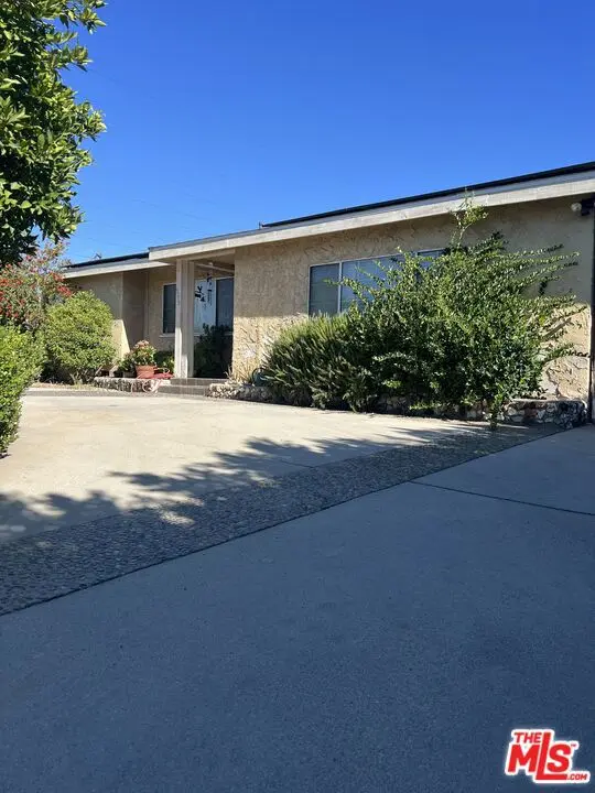 9278 Kewen Avenue, Sun Valley, CA — listing photo 1