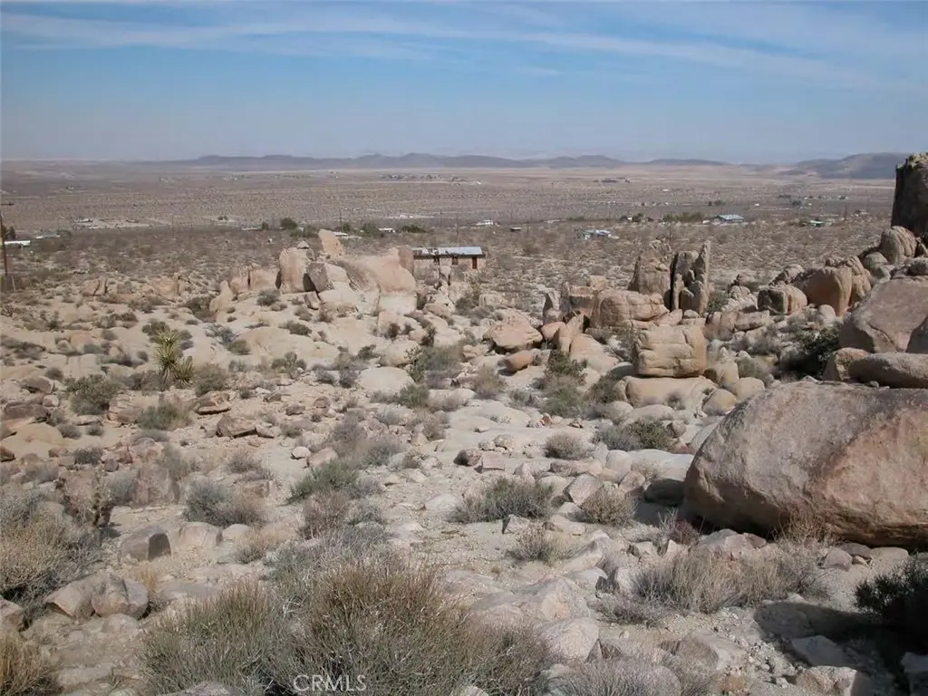 9 Stoney Crest Road, Joshua Tree, CA — listing photo 1