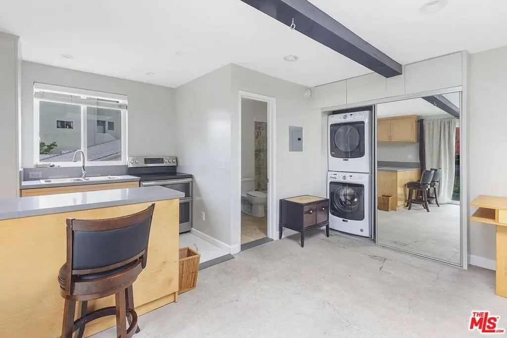 23 1/2 Ironsides Street, Marina Del Rey, CA — listing photo 1