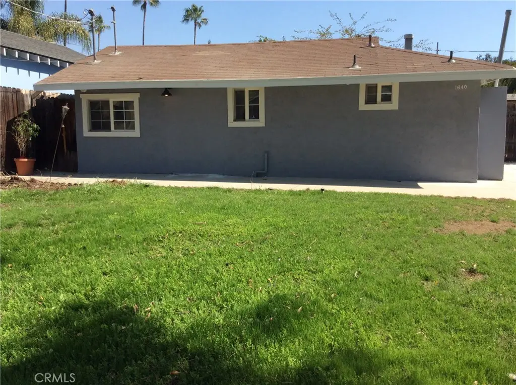 1640 Mentone, Pasadena, CA — listing photo 1