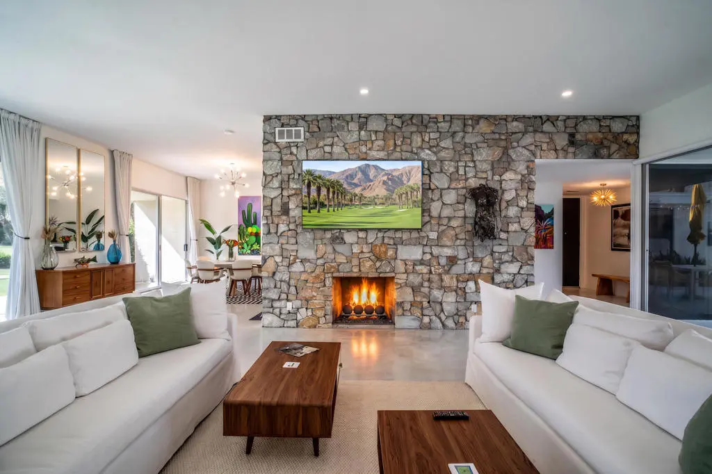 Single Family Residence for sale at 45705 Pawnee Road, Indian Wells, CA featuring 3 beds and 4 baths