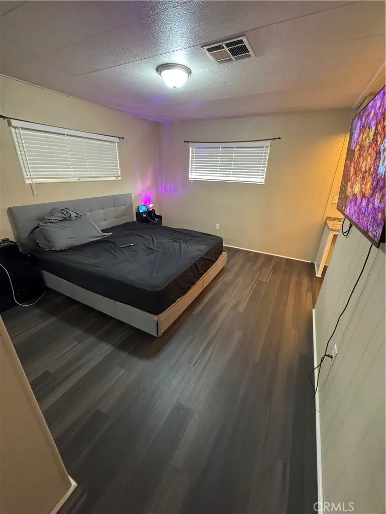 Manufactured In Park for sale at 2205 W Acacia 200, Hemet, CA featuring 3 beds and 2 baths