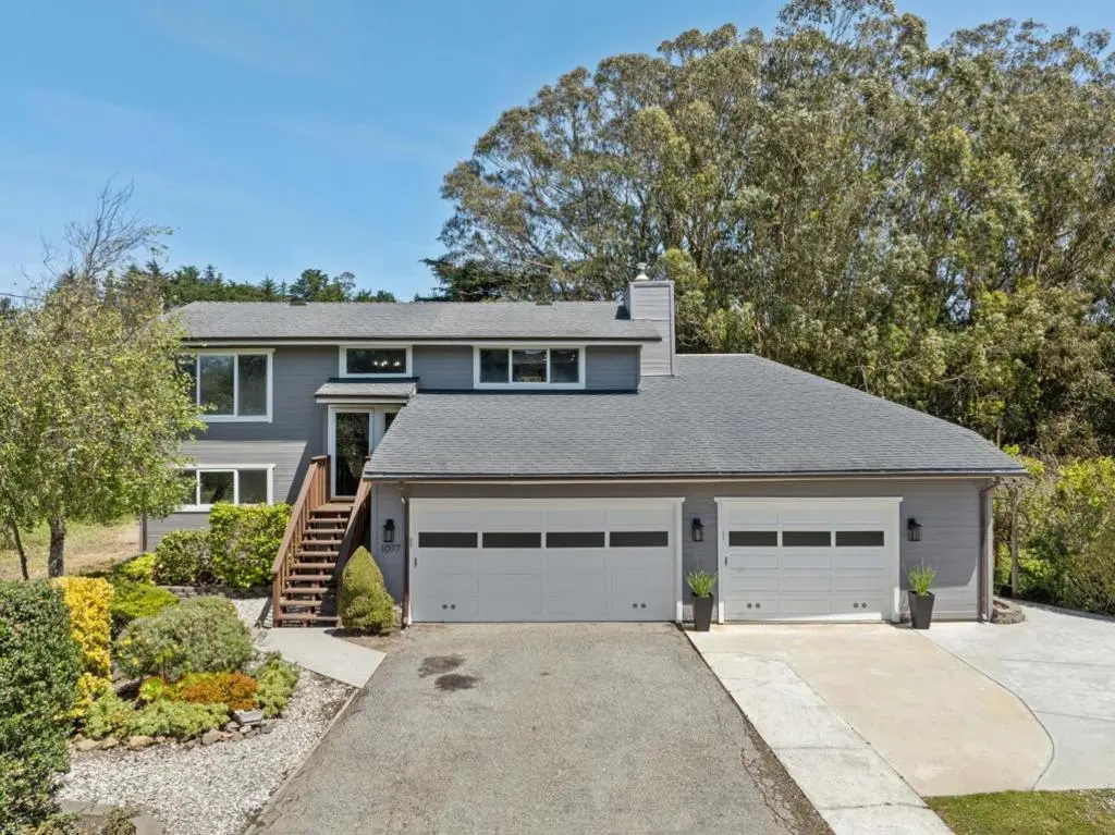1077 Pearl Avenue, Moss Beach, CA — listing photo 1