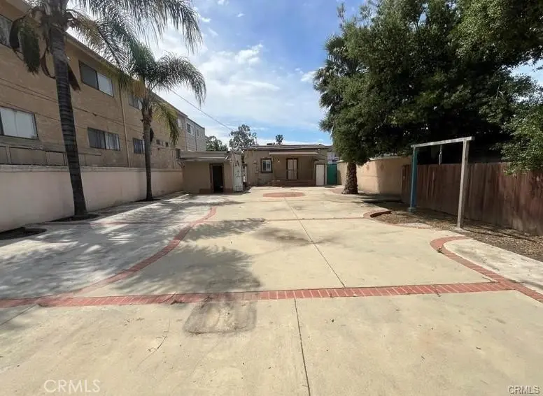 14717 Victory Boulevard, Van Nuys, CA — listing photo 1
