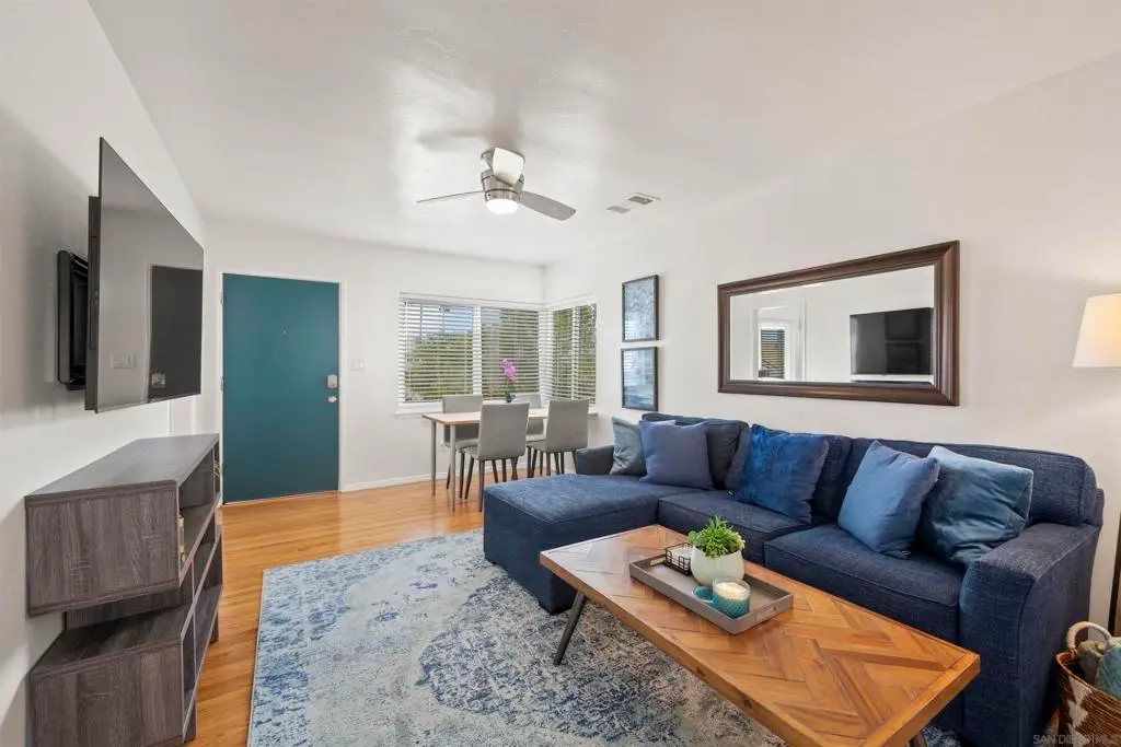 Single Family Residence for rent at 4727 Greene Street, San Diego, CA featuring 1 bed and 1 bath
