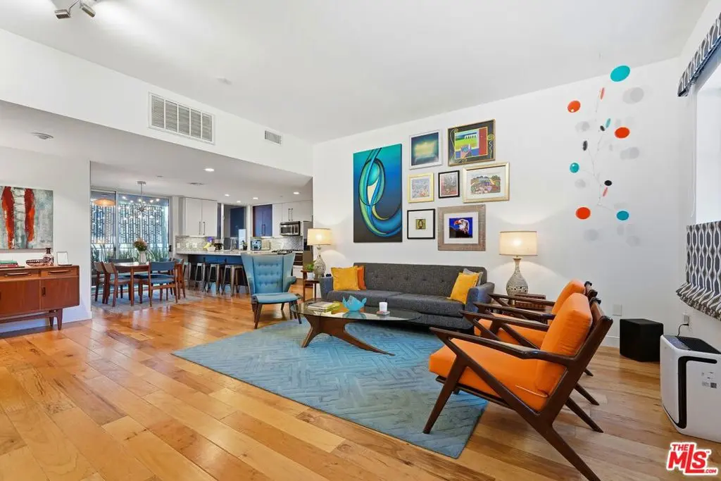 Condominium for sale at 1050 N Gardner Street 3, West Hollywood, CA featuring 2 beds and 2 baths