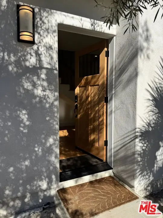 Residential Lease for rent at 5022 E Mountain View Drive, San Diego, CA featuring 1 bed and 1 bath