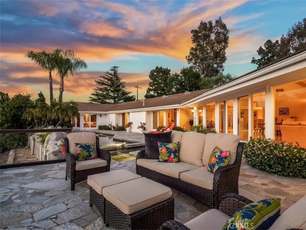 14 Georgeff, Rolling Hills, CA — listing photo 1