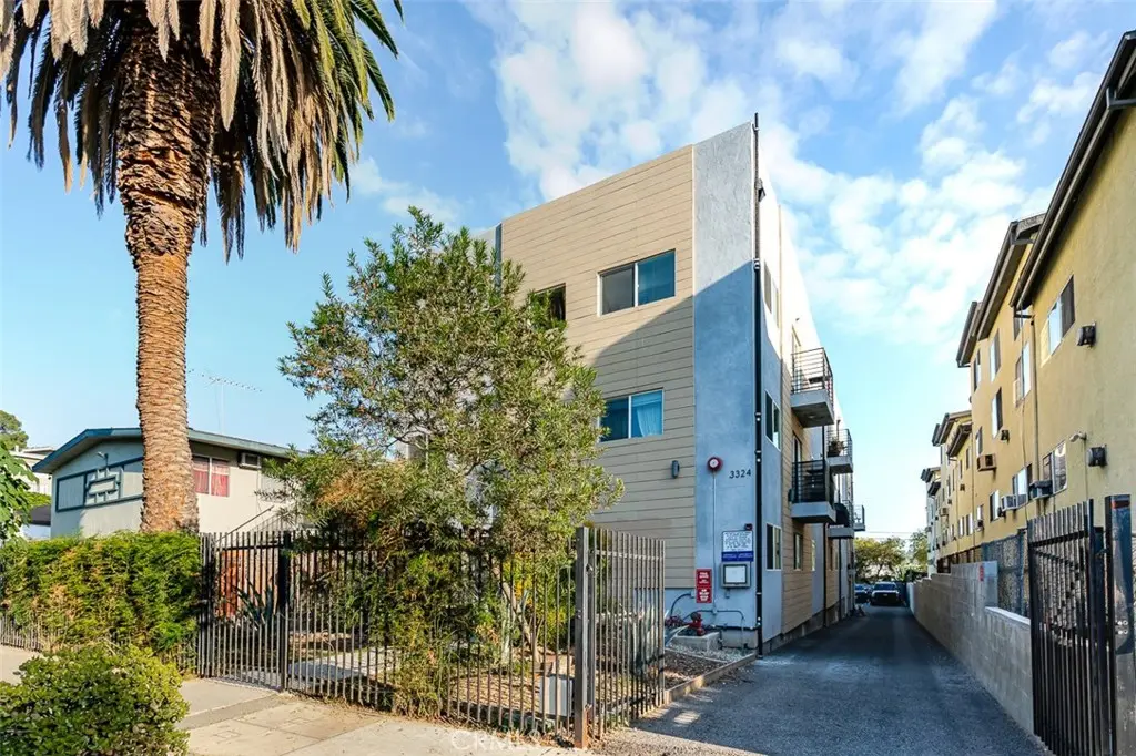 Apartment for sale at 3324 Chapman, Los Angeles, CA