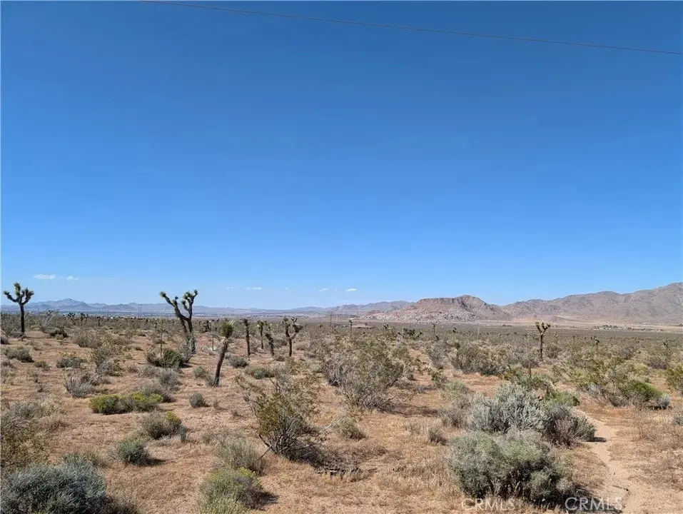 0 apple, Apple Valley, CA — listing photo 1