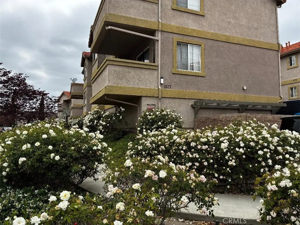 Condominium for sale at 1537 E Spruce A, Placentia, CA featuring 2 beds and 2 baths