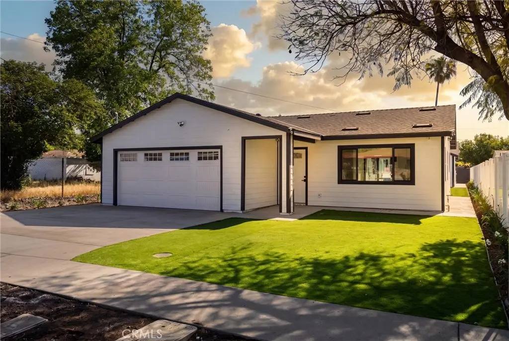 Triplex for sale at 871 N. Perris, San Bernardino, CA