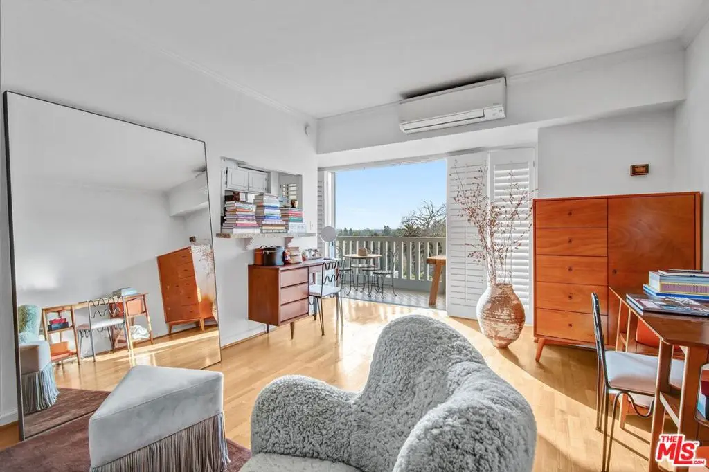 999 N Doheny Drive 602, West Hollywood, CA — listing photo 1
