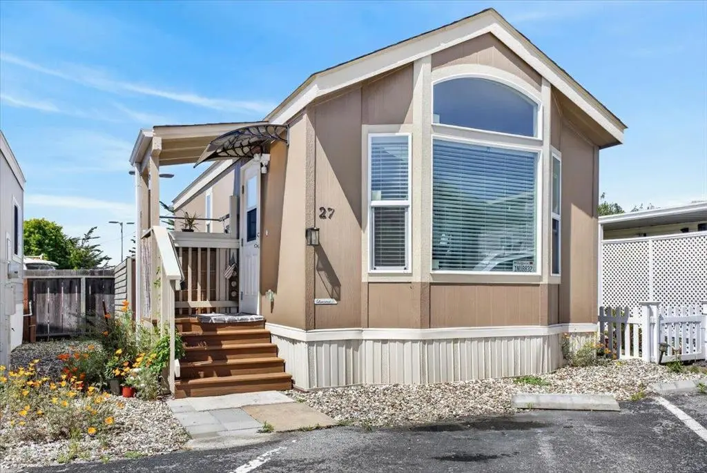 835 Kimball Avenue 27, Seaside, CA — listing photo 1