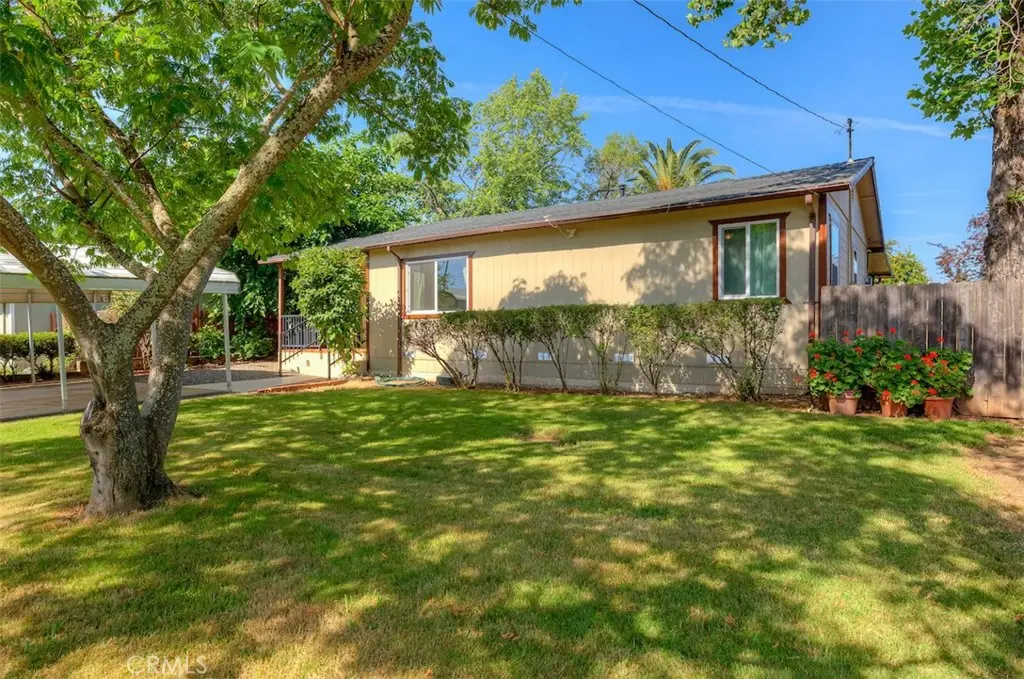 48 Hoover, Oroville, CA — listing photo 1