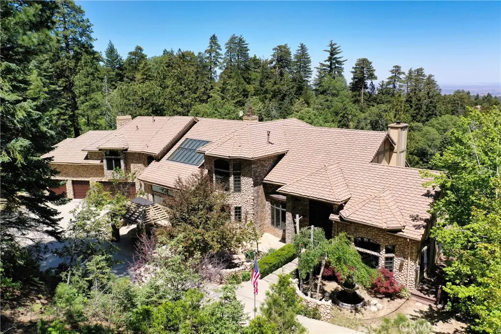 293 Fairway, Lake Arrowhead, CA — listing photo 1