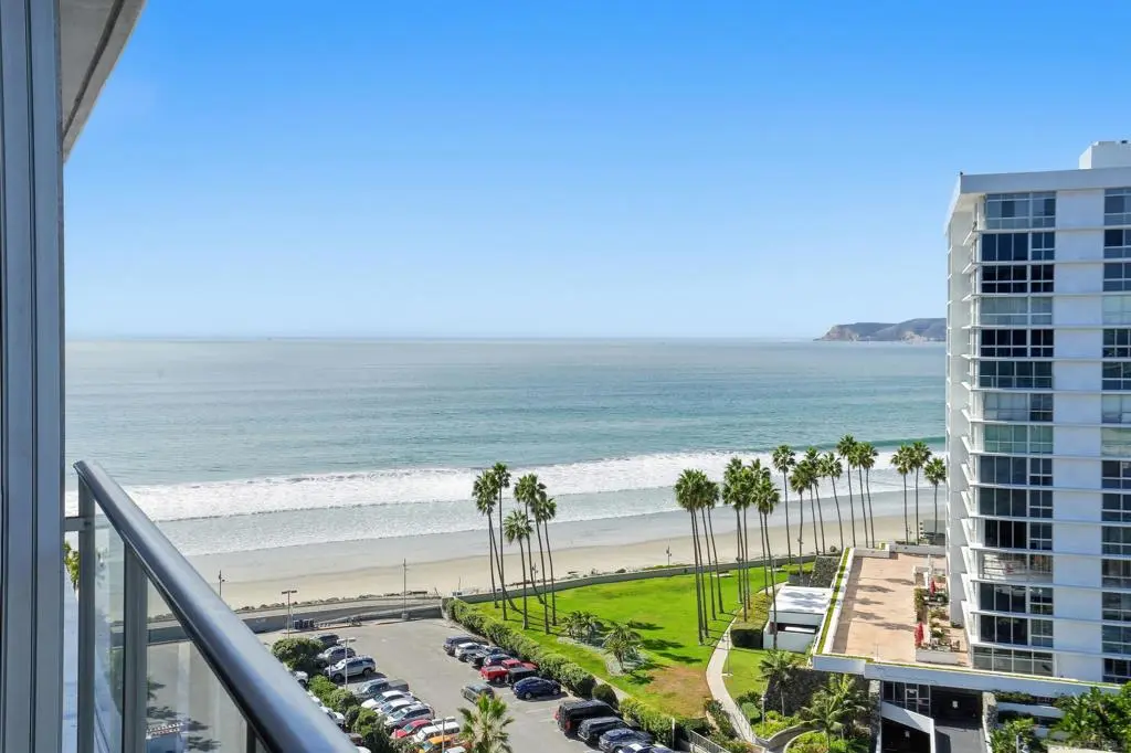 Condominium for sale at 1810 Avenida Del Mundo 1106, Coronado, CA featuring 2 beds and 2 baths