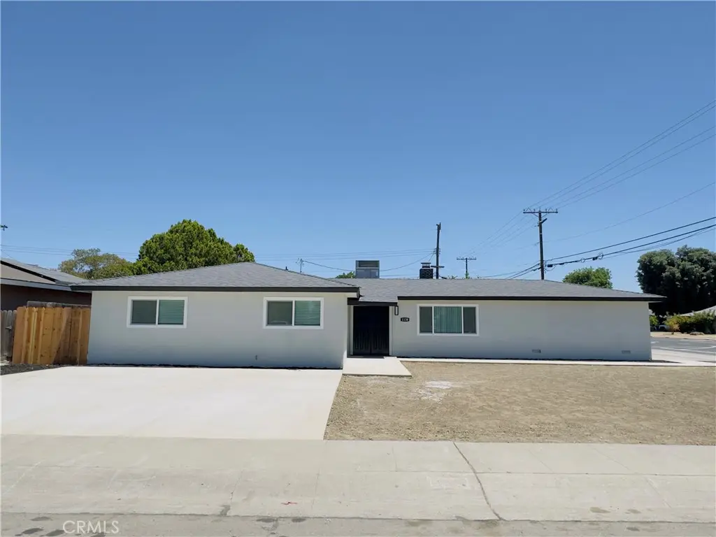 Single Family Residence for sale at 1138 Valley Street, Visalia, CA featuring 3 beds and 2 baths